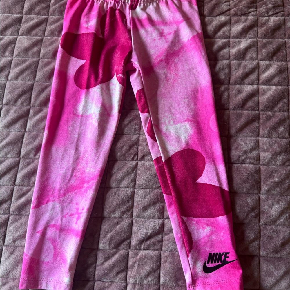 Nike dri-fit leggings / girls size 4-5 yr